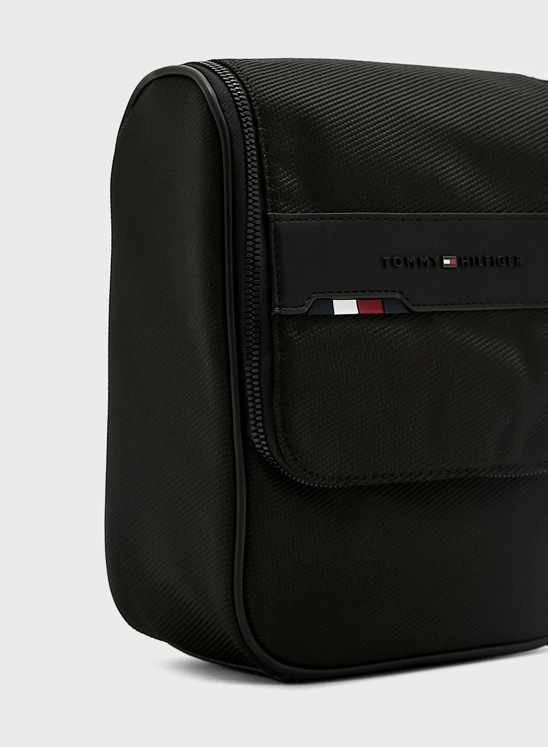 TOMMY JEANS Logo Toiletry Bag