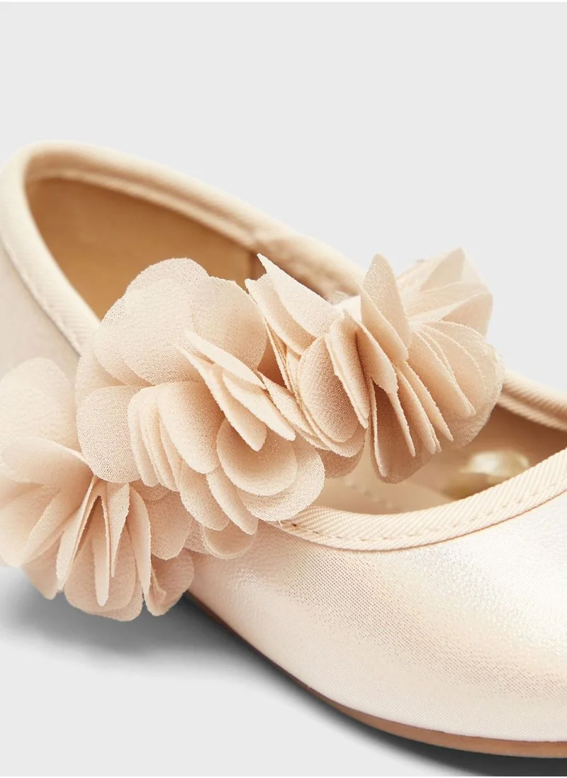 shoexpress Kids Slip Ons Ballerinas