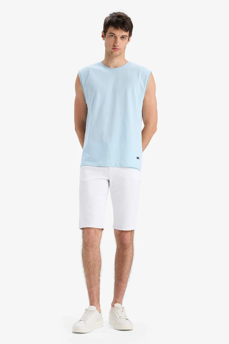 ديفاكتو Cotton Boxy Fit Crew Neck Basic Tank Top