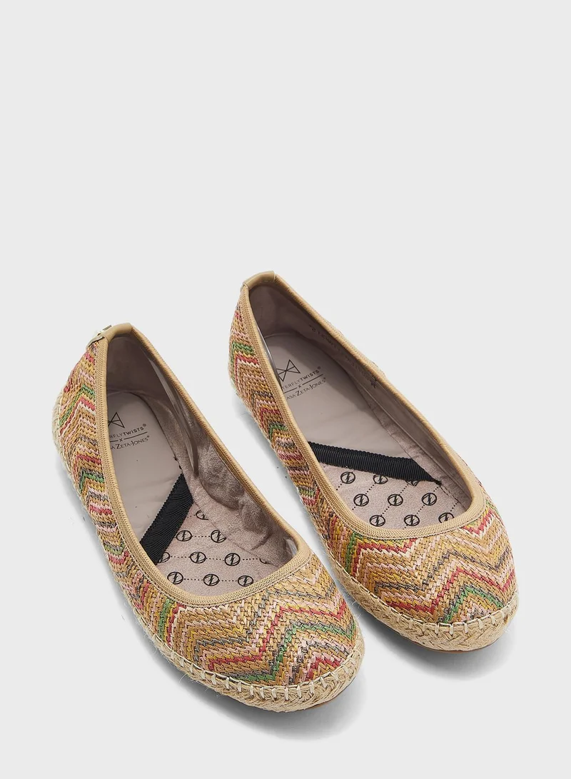 BUTTERFLYTWISTS Gigi Round Toe Ballerina