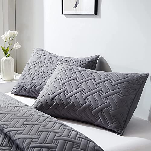 VAS COLLECTIONS® All Weather 3 Pcs 100% Cotton Ultrasonic 280 TC Solid King Size Quilted Bed Cover/Bedsheet with 2 Pillow Covers, (90X100 Inches, 254X228 cm-Grey) - Image 3
