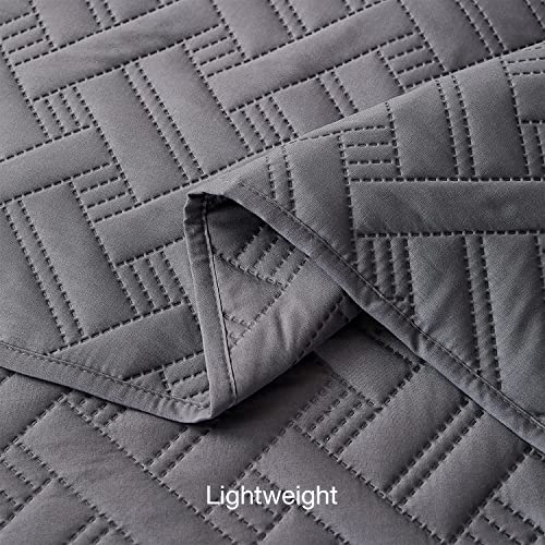 VAS COLLECTIONS® All Weather 3 Pcs 100% Cotton Ultrasonic 280 TC Solid King Size Quilted Bed Cover/Bedsheet with 2 Pillow Covers, (90X100 Inches, 254X228 cm-Grey) - Image 4