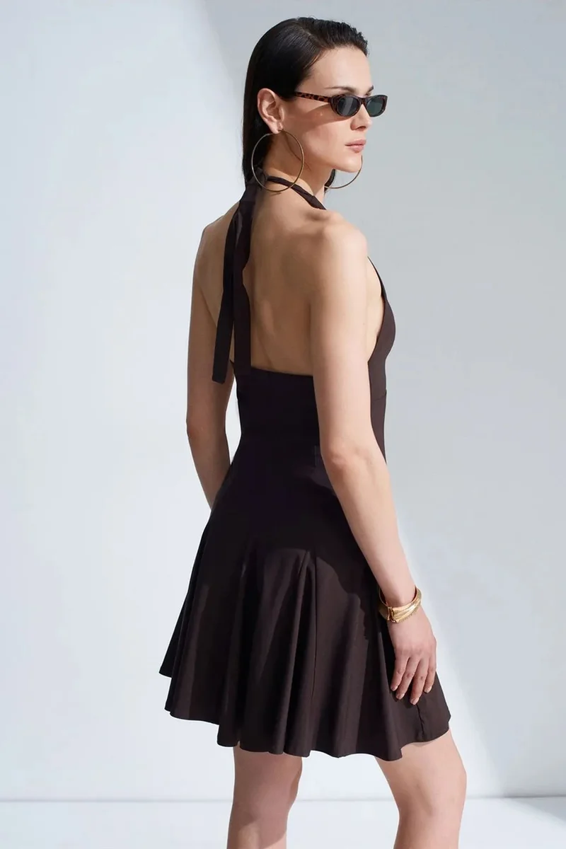 ديلفين DILVIN Halter Neck Skater Mini Dress