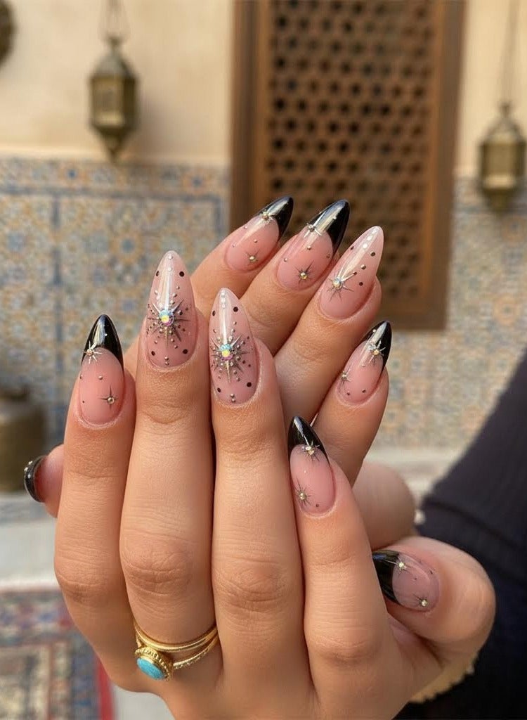 مافيك طقم أظافر تركيب فرنسية 24 قطعة من maffick مع ملقط وعجلة زينة (نجوم وأقمار) - أظافر صناعية متوسطة الطول ([كوفين / مربع]) مع لاصق “سوبر هولد” - مجموعة أظافر مستعارة قابلة لإعادة الاستخدام (بدون صمغ) - Image 3