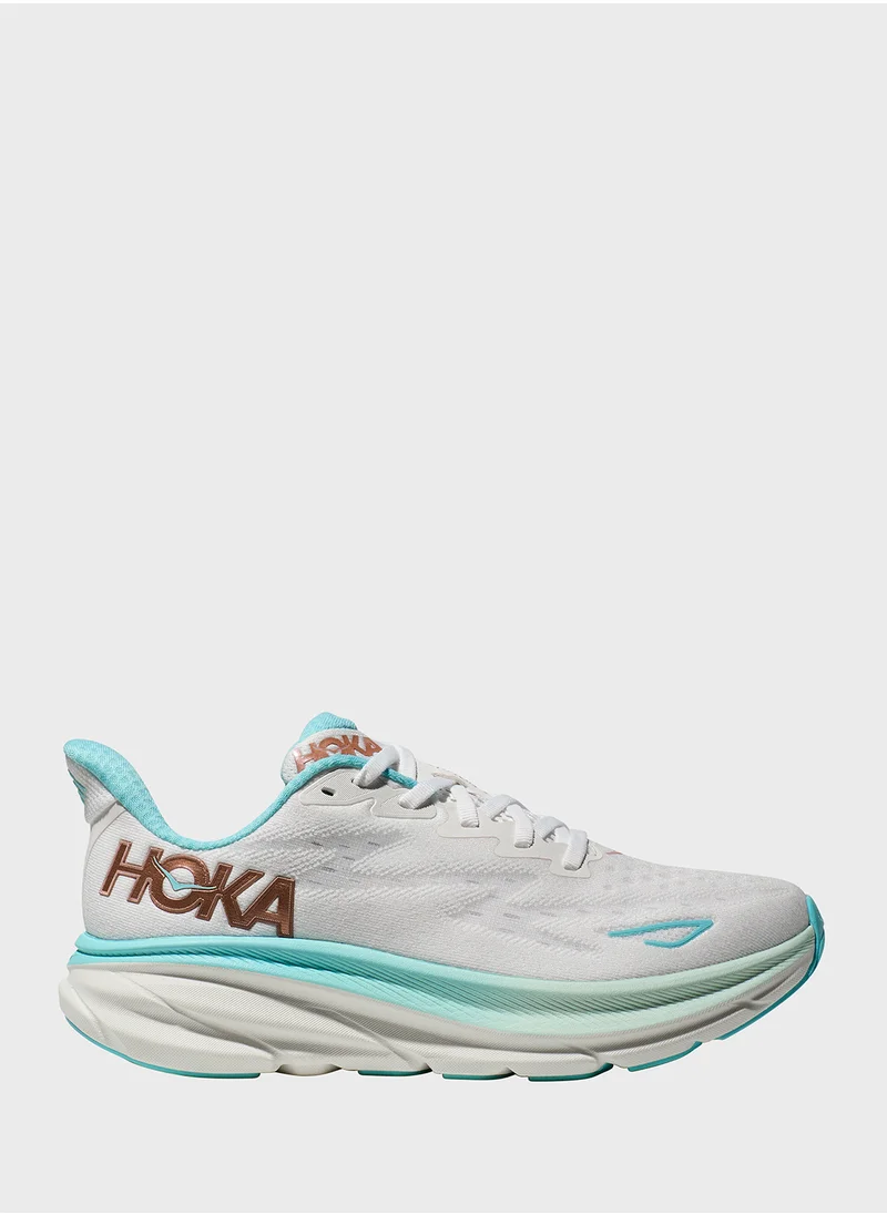 Hoka Clifton 9