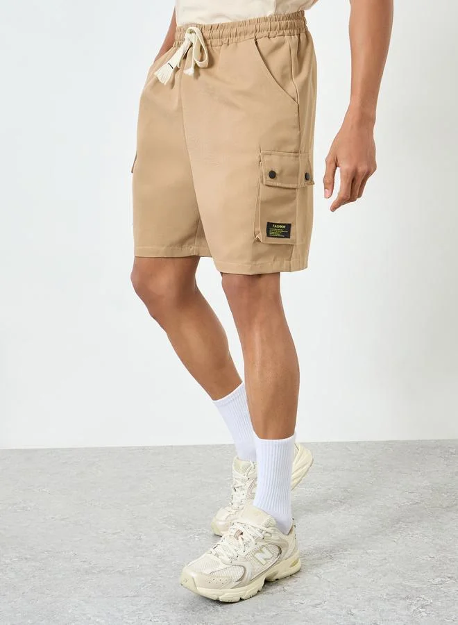 تايك تو Men Beige Cargo Shorts with Drawstring