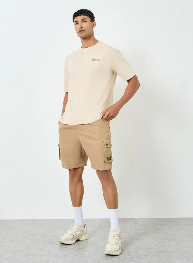 تايك تو Men Beige Cargo Shorts with Drawstring
