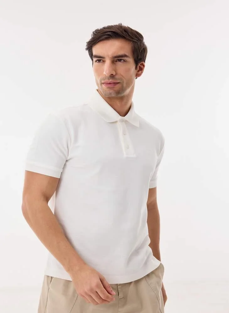 أشيتا فرنانديز Men’s Solid Short Sleeve Cotton Polo Shirt – White