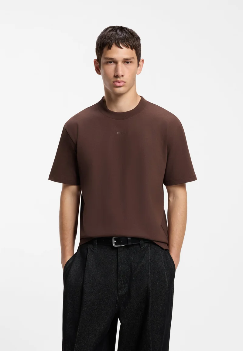 Relaxed-fit T-shirt with central logo detail