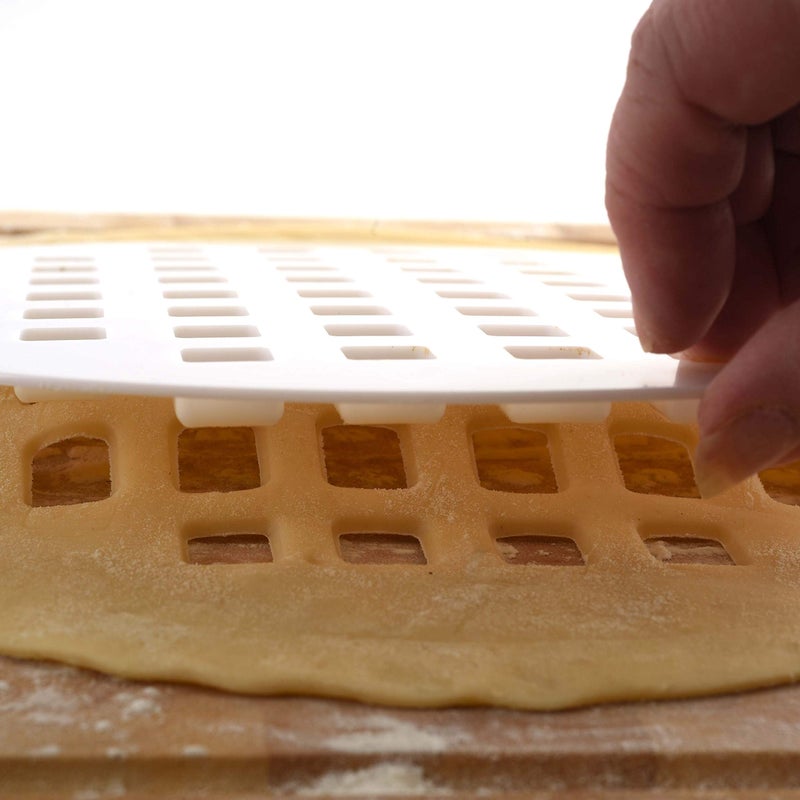 Norpro Norpro Lattice Pie Top Cutter  10-Inch  White  - Image 3