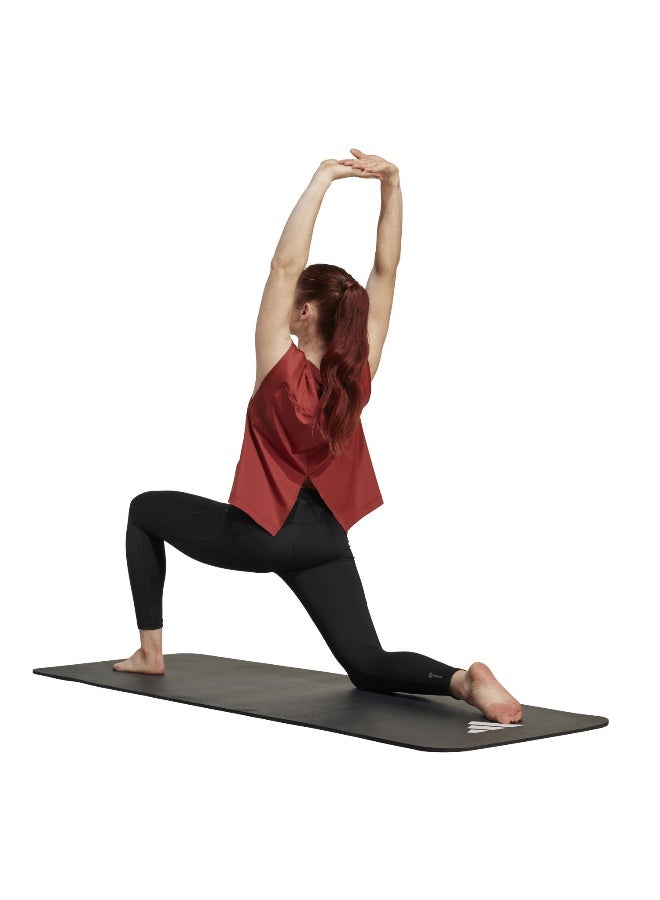 Adidas yoga women t-shirt  - Image 4