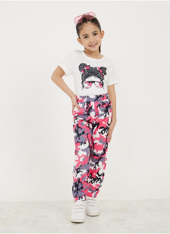 Graphic Print T-Shirt with Short Sleeves & Pants Set - pzsku/ZE747FE40BCECC54DD370Z/45/_/1729103205/572d96a3-2f05-4c34-aab9-517df2df46ed