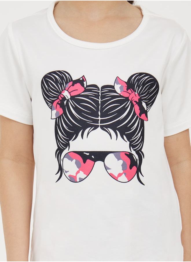 Graphic Print T-Shirt with Short Sleeves & Pants Set - pzsku/ZE747FE40BCECC54DD370Z/45/_/1729103206/4741488e-05d5-4c00-adf5-1de583140779