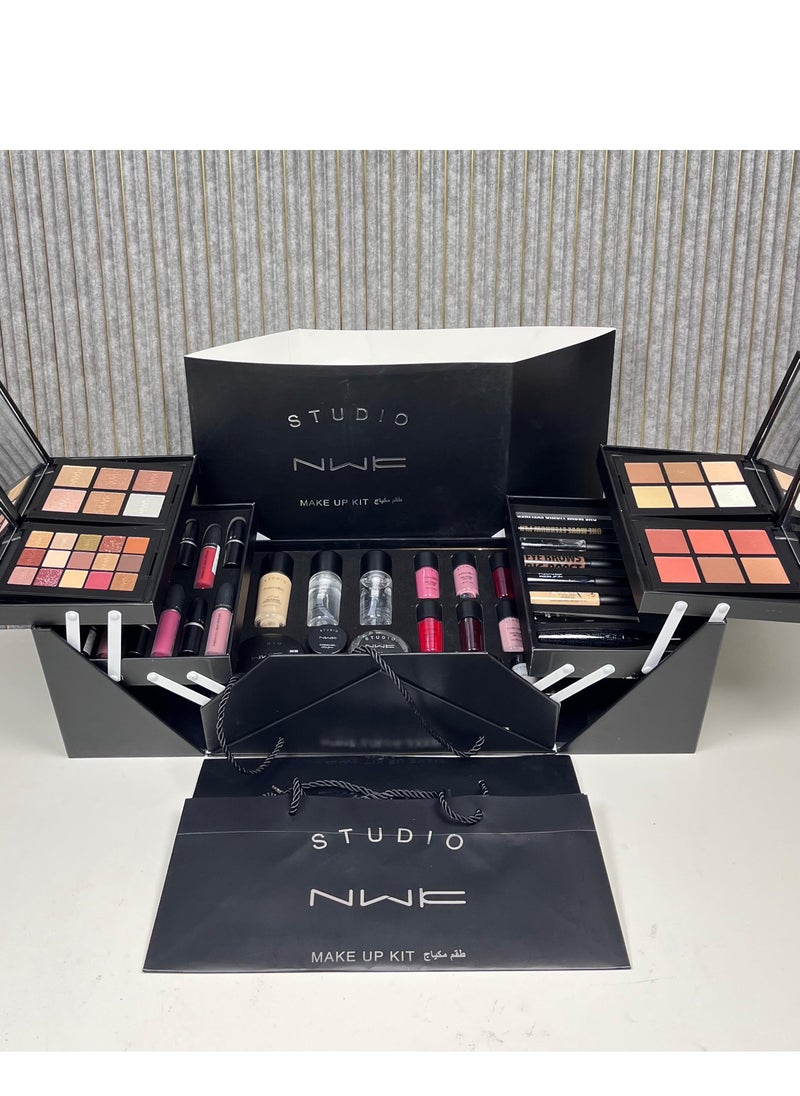 NWK Studio Nwk Makeup Kit  - Image 1