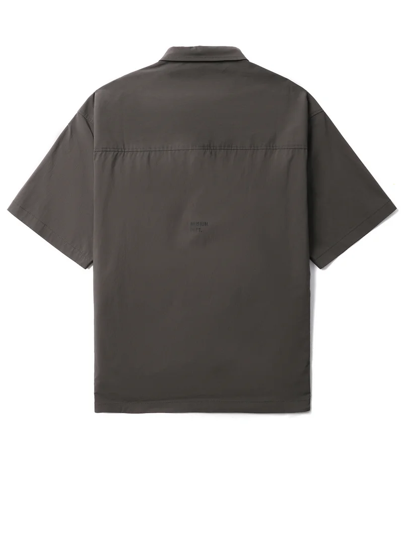 ميوزيم ديف. Essential Shirt