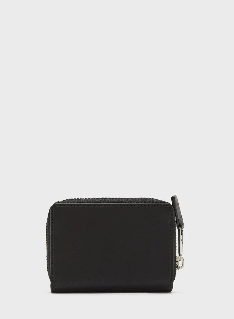 TOMMY JEANS Femme Small Zip Around Wallet
