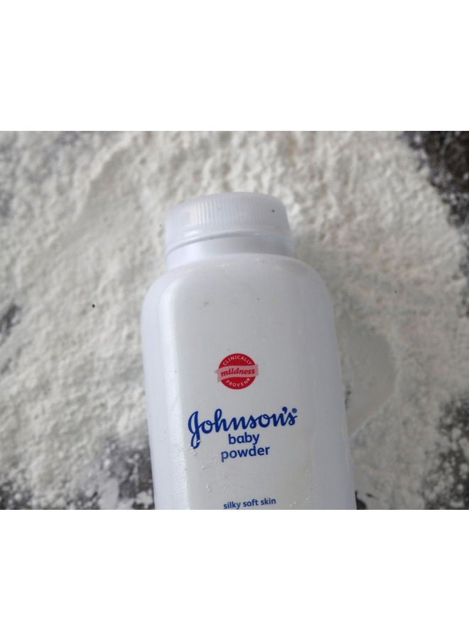 Johnson's Baby Powder - Silky Soft Skin - Image 4