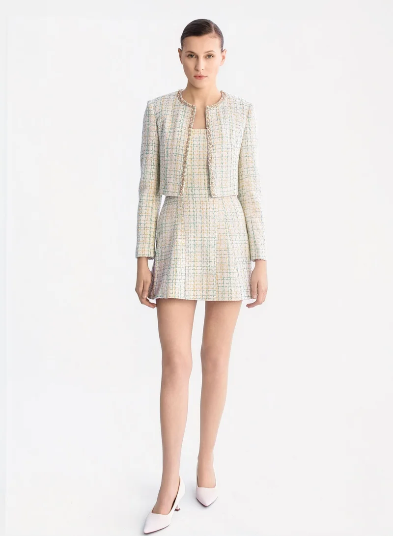 زيافي بليزر قصير بتطريز يدوي من التويد