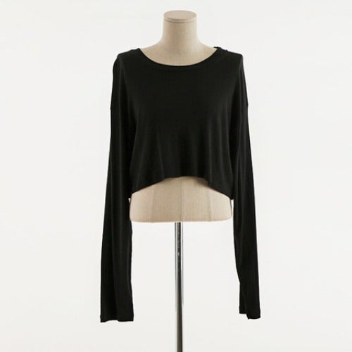 On the same day, 100 Korean womens dresses recommended a beautiful conch color short long sleeve T-shirt jacket Black