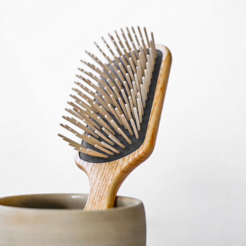 TEK- Rectangular Paddle Brush with Long Tooth in Ash Wood Handmade in Italy, for Long, Thick and Straight Hair - 22 x 6.5 cm - Image 3