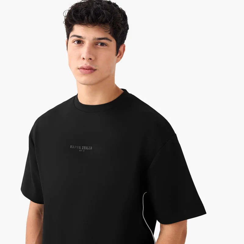 كابا تيشيرت كابا مطبوع بياقة دائرية مع خطوط جانبية