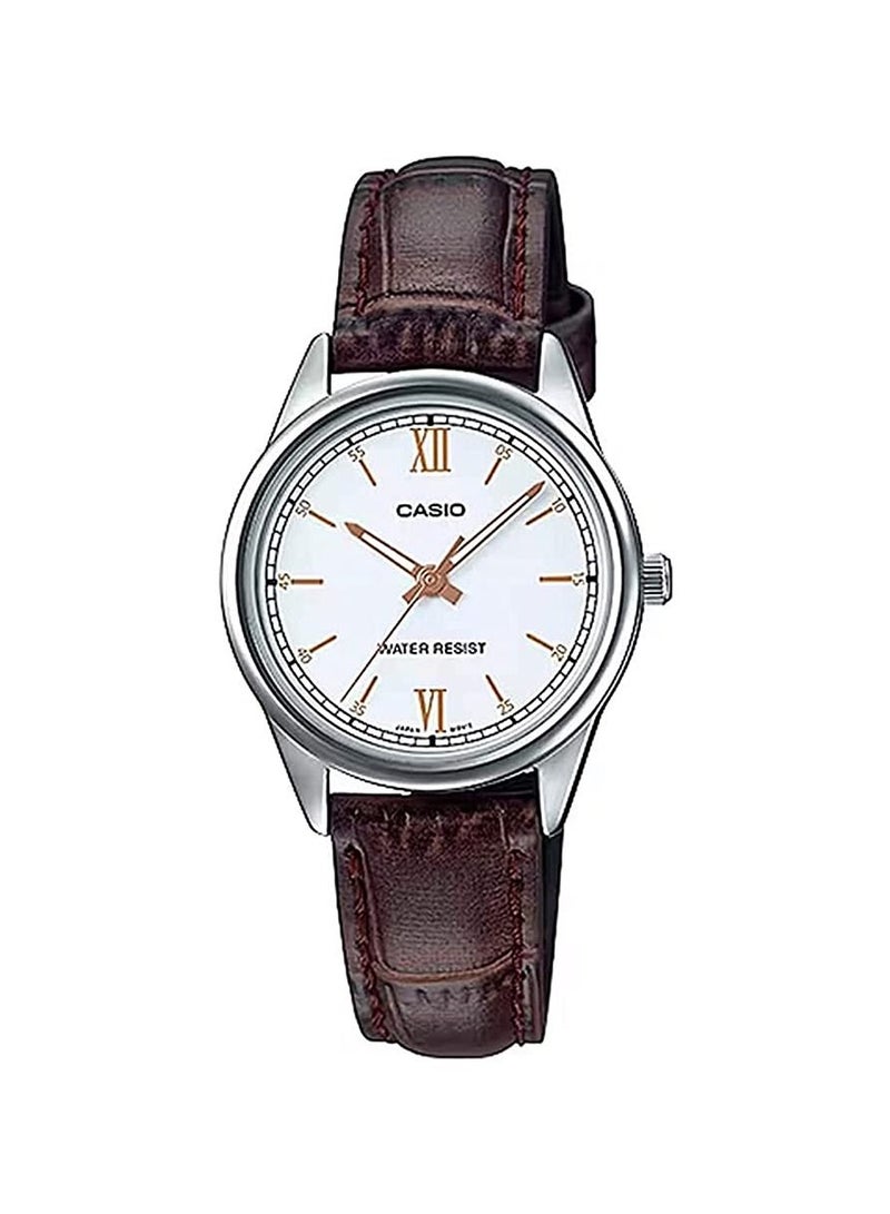 Casio Womens Quartz Watch, Analog Display and Leather Strap LTP-V005L-7B3UDF