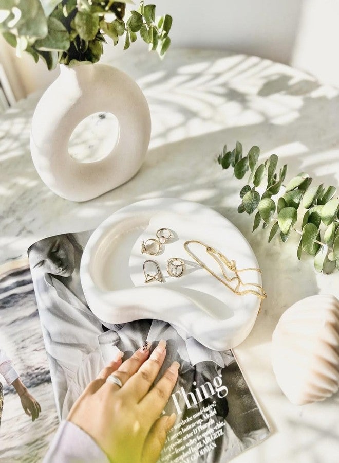 TREETRUNK® Moon Tray | Jewellery Tray | Ideal for Centrepiece Table | Concrete Decor | Home Decor (21x13x4cm) - Image 5