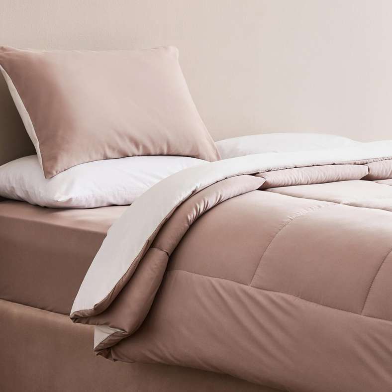 Pan Home طقم لحاف قابل للعكس - بيج داكن/عاجي للبالغين - Image 1