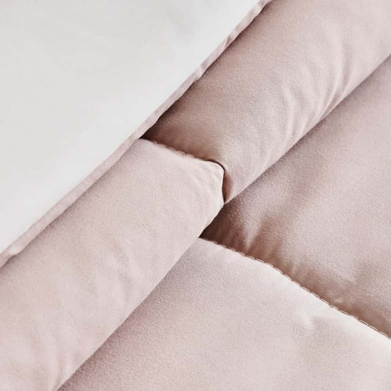 Pan Home طقم لحاف قابل للعكس - بيج داكن/عاجي للبالغين - Image 4