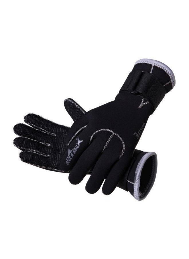 NIBEMINENT Pair Of Neoprene Diving Gloves M  - Image 1