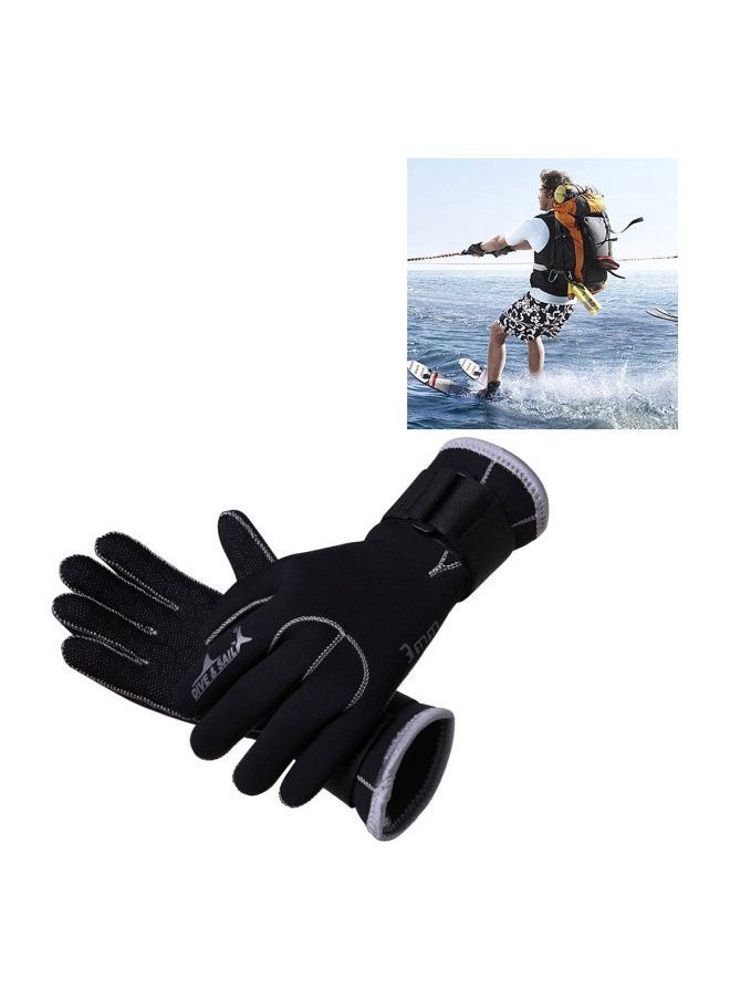 NIBEMINENT Pair Of Neoprene Diving Gloves M  - Image 2