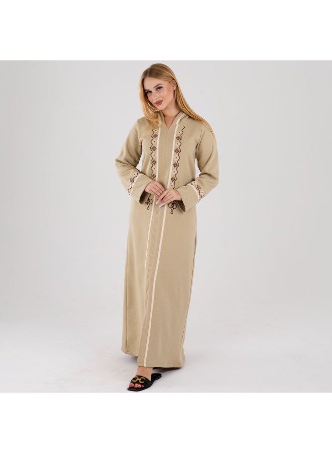 زيكوتكس  عباية شتوية نسائية بقلنسوة من خامة الميلتون - تصميم مطرز بأكمام طويلة وقصة مريحة - Image 3