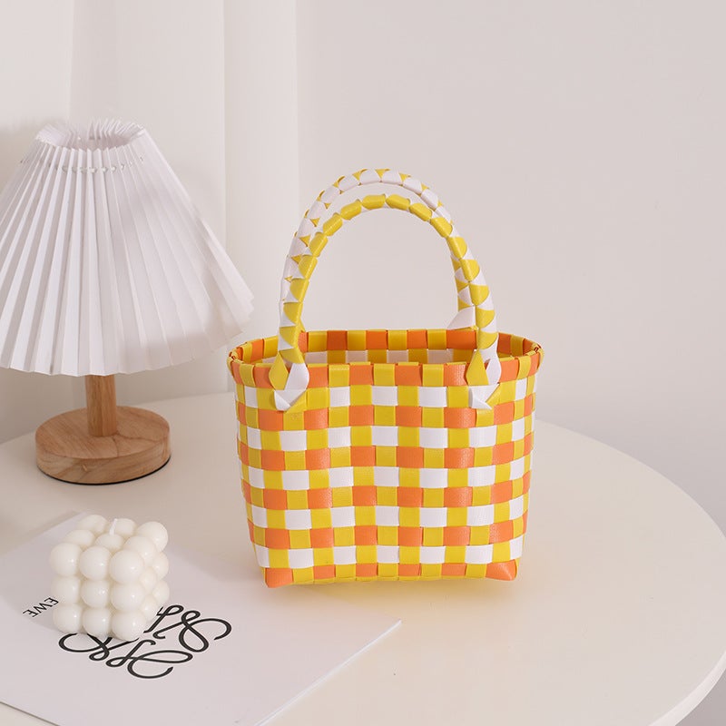 Gradient Pink Small Square Woven Bag New Cute Handheld Straw Woven Bag All-Match Contrast Square Holiday Beach Bag - Image 4