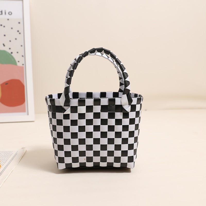 Gradient Pink Small Square Woven Bag New Cute Handheld Straw Woven Bag All-Match Contrast Square Holiday Beach Bag - Image 1