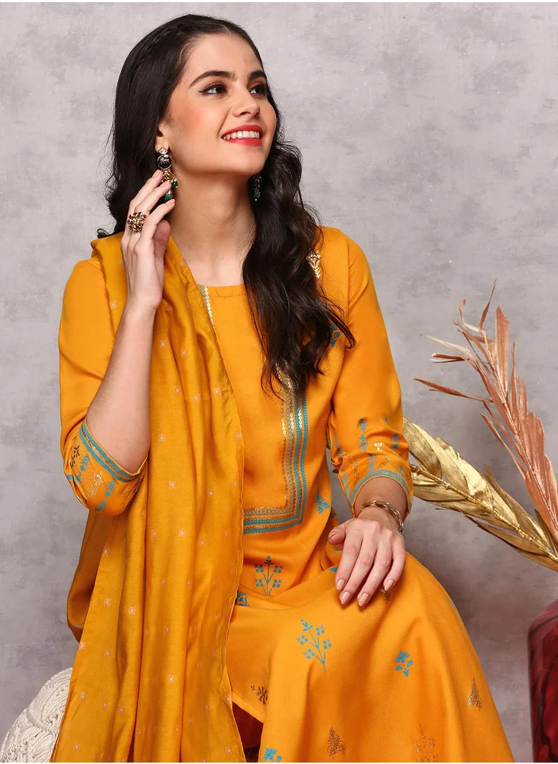 آي شين Straight Fit Printed Pattern Round Neck Three-Quarter Sleeves Mustard Colour Woven Cotton Kurta Set for Women with Semi Elastic Closure - Blending Tradition with Modern Style