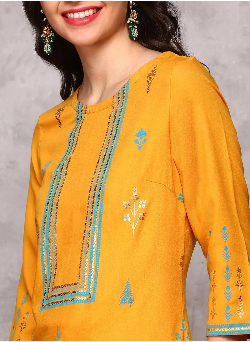 آي شين Straight Fit Printed Pattern Round Neck Three-Quarter Sleeves Mustard Colour Woven Cotton Kurta Set for Women with Semi Elastic Closure - Blending Tradition with Modern Style