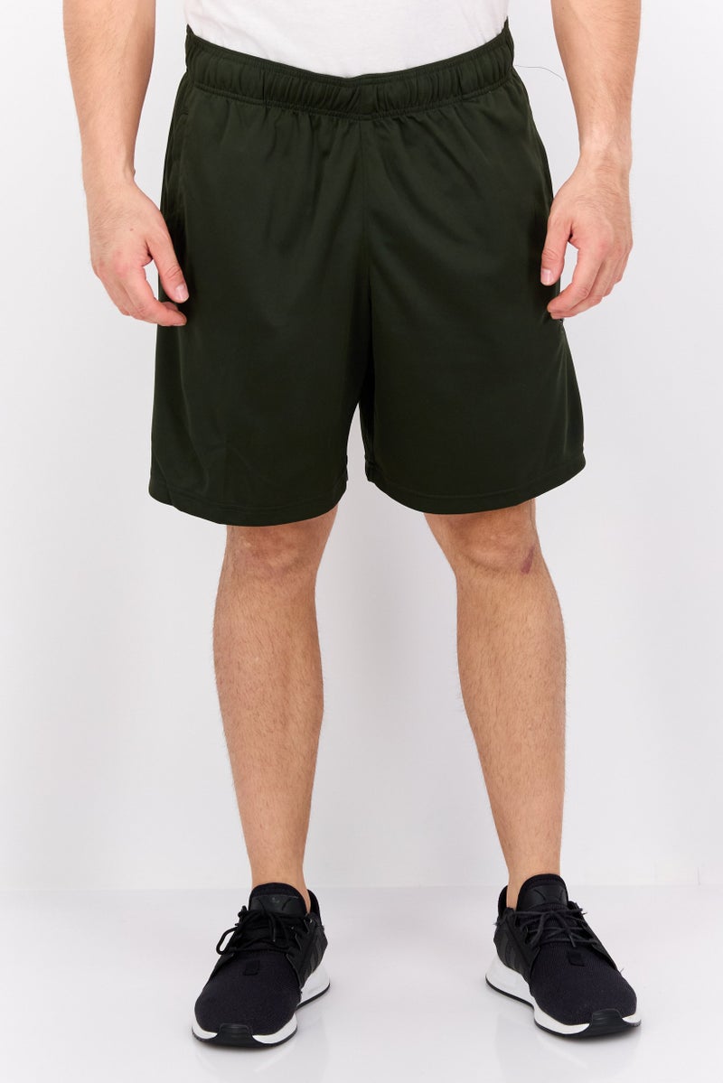 Legend شورتات تدريب رياضية للرجال بطول 8.5 إنش، لون أخضر داكن - Image 1