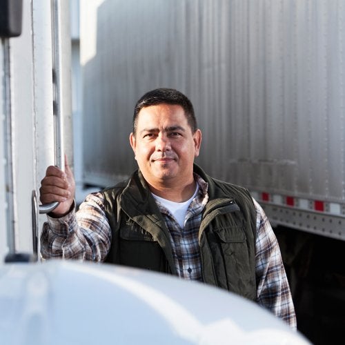 Uniden BEARCAT 980 40- Channel SSB CB Radio with Sideband NOAA WeatherBand,7- Color Digital Display PA/CB Switch and Noise Cancelling Mic, Wireless Mic Compatible - Image 2