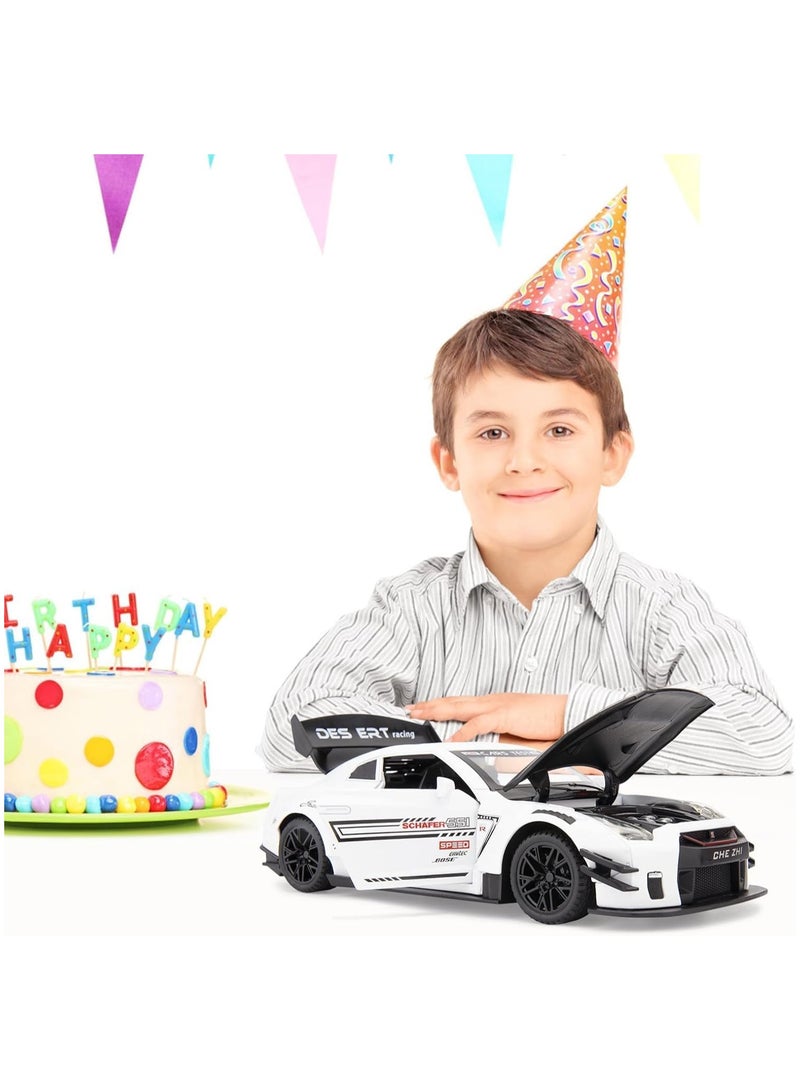 CHE ZHI Nissan GTR 1/24 Scale Model Car Toy, Zinc Alloy Pull Back Toy car with Sound and Light for Kids Boy Girl Gift - Image 2