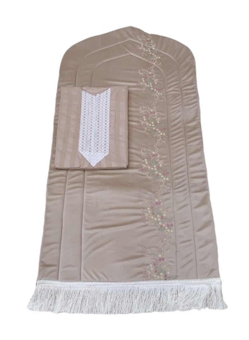 Women's prayer set: embroidered prayer rug with prayer shawl, zippered garment, and attached headscarf. - Image 3