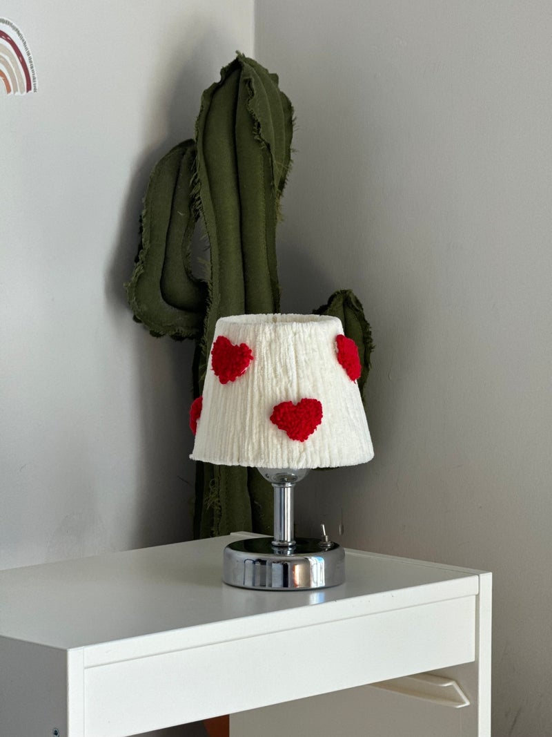 Maison Avf Punch Velvet Red Heart Detailed Table Lamp Bottom Silver Wireless Table Top  - Image 4