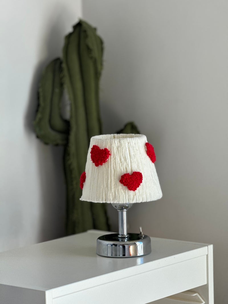 Maison Avf Punch Velvet Red Heart Detailed Table Lamp Bottom Silver Wireless Table Top  - Image 2