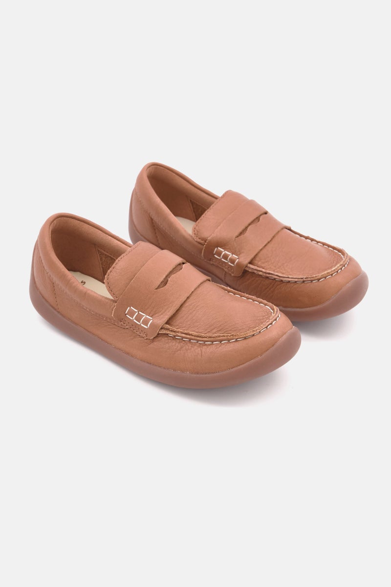 clarks Kids Boy Wide Fit Slip On Artist Stride Shoes, Tan - Image 1