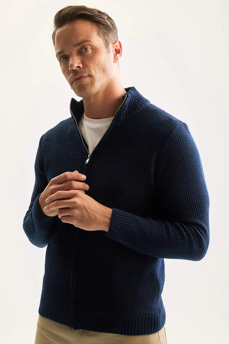 ديفاكتو Standard Fit Turtleneck Knitwear Cardigan