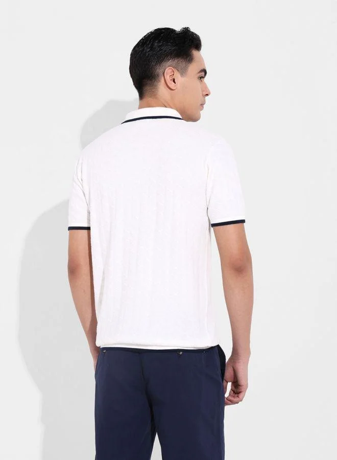 شركة المرآب الهندية Men Slim Fit Textured Polo Neck Half Sleeves T-Shirt