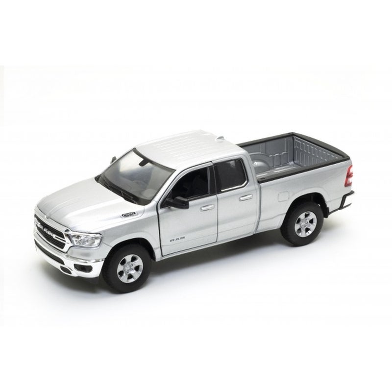 Welly - Ram 1500 1/24 Silver Die Cast Model - 24104W