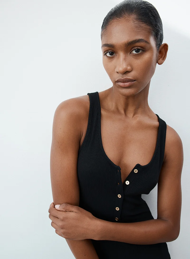 H&M Ribbed Button-Front Dress