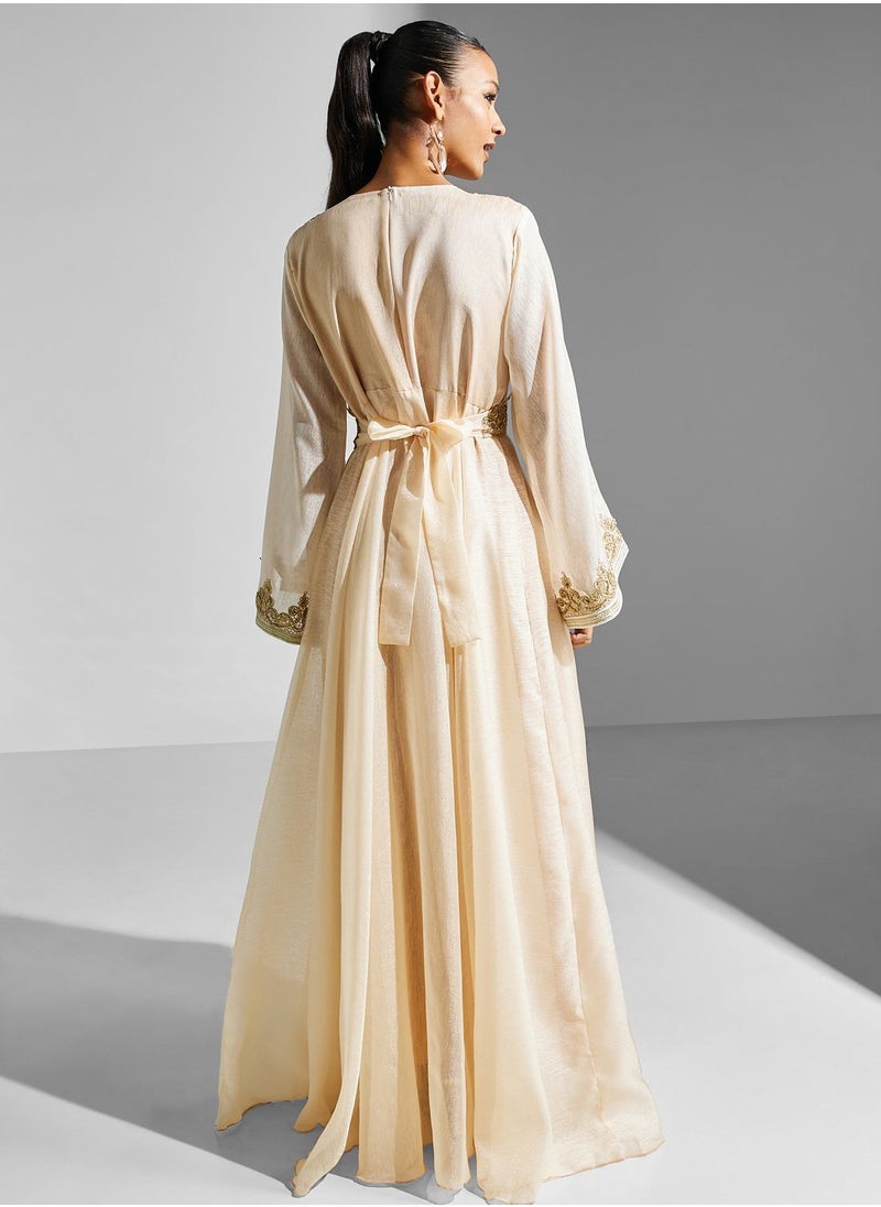 hayas closet - Lace Detail Moroccan Jalabiya With Belt - Image 1