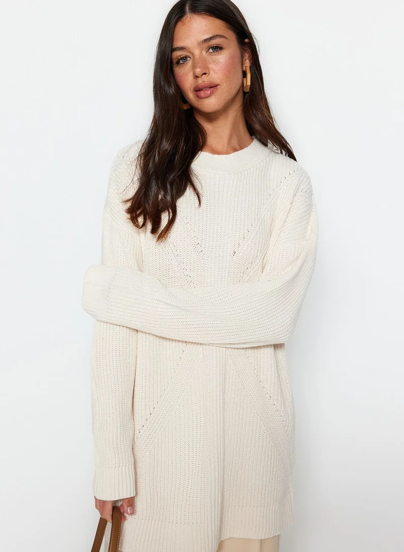 trendyol Knitted Crew Neck Sweater
