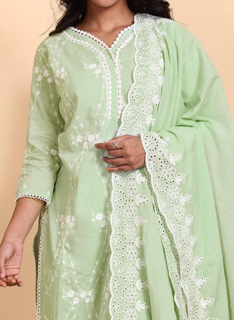 ISHIN Regular Fit Three-Quarter Sleeve Printed Green Cotton Woven Kurta Set For Women Flat Collar Perfect For Wedding And Engagement Pull On Closure